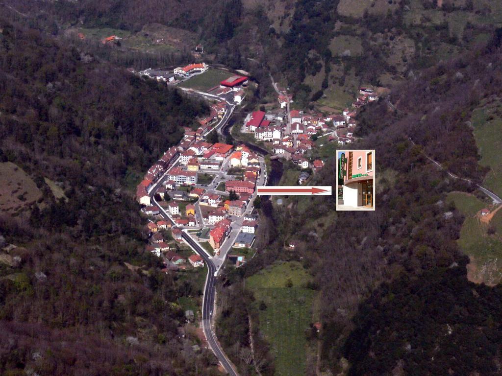 Hotel Cruces Belmonte De Miranda